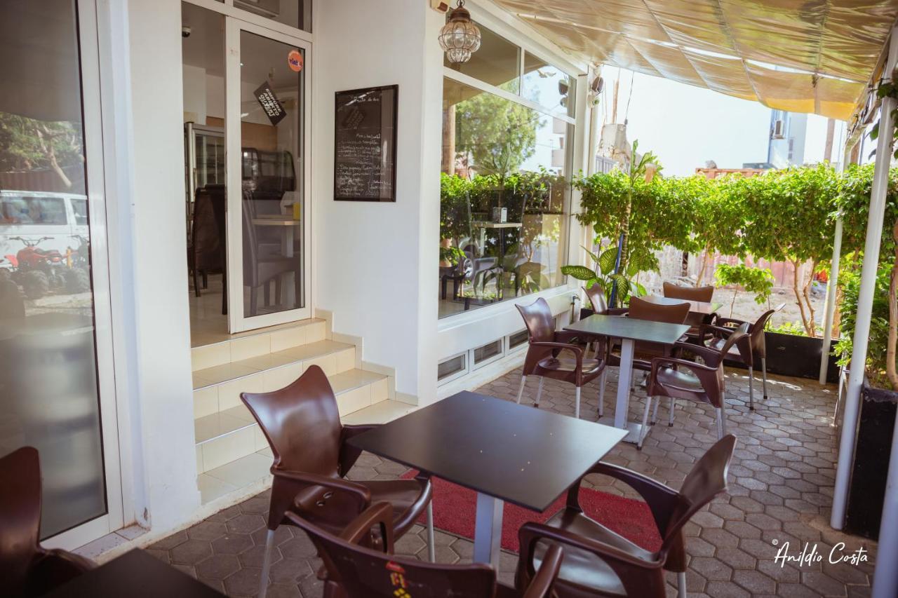 Hotel Cesaria Прайя Экстерьер фото